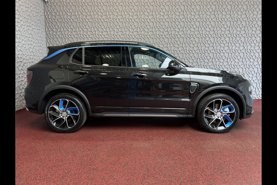 Lynk & Co 01 ✅ NIEUWE AUTO ✅ / STUUR/STOEL VERW. 1.5 261 PK ZWARTE HEMEL 360CAM 4 JAAR GARANTIE PHEV Plug-in Hybrid