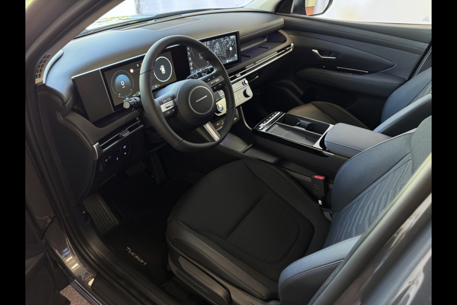 Hyundai Tucson 1.6 T-GDI PHEV MET PANORAMA GLOEDNIEUW 252PK CAMERA CARPLAY STOELVERW. V+A PLUG IN HYBRIDE - 5 JAAR GARANTIE