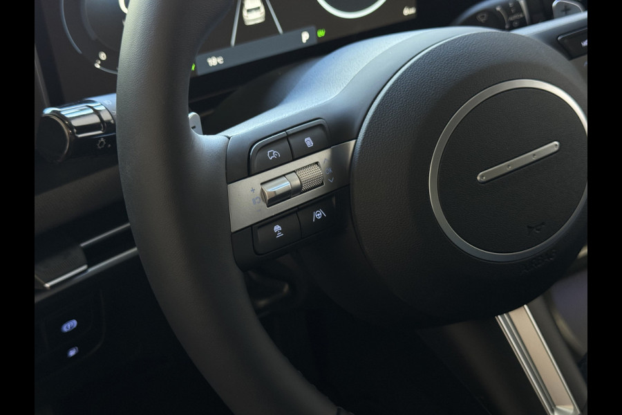 Hyundai Tucson 1.6 T-GDI PHEV MET PANORAMA GLOEDNIEUW 252PK CAMERA CARPLAY STOELVERW. V+A PLUG IN HYBRIDE - 5 JAAR GARANTIE