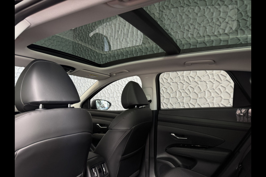Hyundai Tucson 1.6 T-GDI PHEV MET PANORAMA GLOEDNIEUW 252PK CAMERA CARPLAY STOELVERW. V+A PLUG IN HYBRIDE - 5 JAAR GARANTIE