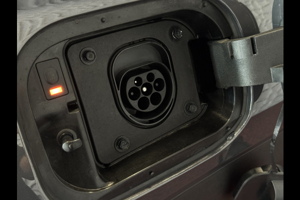 Hyundai Tucson 1.6 T-GDI PHEV MET PANORAMA GLOEDNIEUW 252PK CAMERA CARPLAY STOELVERW. V+A PLUG IN HYBRIDE - 5 JAAR GARANTIE