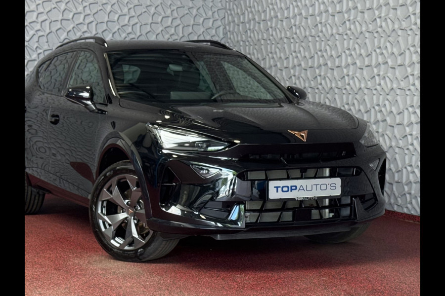 CUPRA Formentor ✅NW MODEL✅ 1.5 eTSI 150 MHEV CAMERA ELEK.TREKHAAK  STOEL/STUUR ELEK.KLEP VERW. LED LEER CARPLAY ZWARTE.HEMEL 10/2024