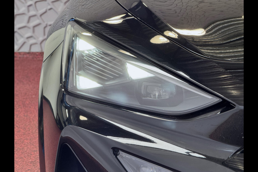 CUPRA Formentor ✅NW MODEL✅ 1.5 eTSI 150 MHEV CAMERA ELEK.TREKHAAK  STOEL/STUUR ELEK.KLEP VERW. LED LEER CARPLAY ZWARTE.HEMEL 10/2024
