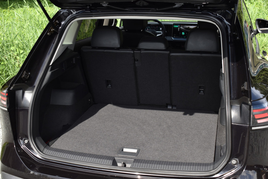 Volkswagen Tiguan 1.5 eTSI DSG LIFE EDITION CAMERA/TREKHAAK/IQ-LIGHT***