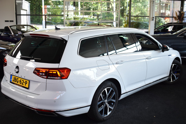 Volkswagen Passat Variant GTE TSI 218PK DSG PHEV BUSINESS LEDER/HEAD-UP/VIRTUAL