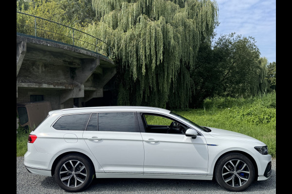 Volkswagen Passat Variant GTE TSI 218PK DSG PHEV BUSINESS LEDER/HEAD-UP/VIRTUAL