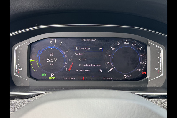 Volkswagen Passat Variant GTE TSI 218PK DSG PHEV BUSINESS LEDER/HEAD-UP/VIRTUAL