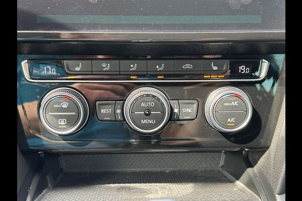 Volkswagen Passat Variant GTE TSI 218PK DSG PHEV BUSINESS LEDER/HEAD-UP/VIRTUAL