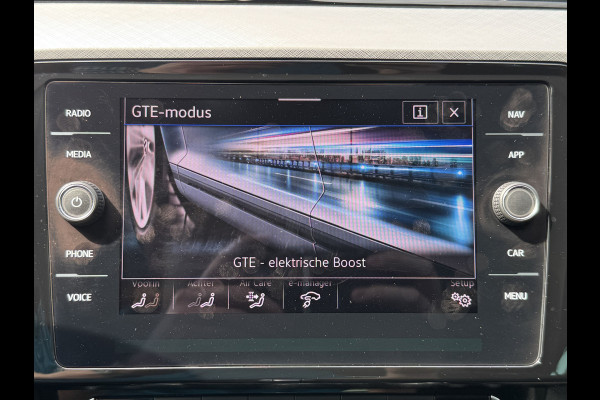 Volkswagen Passat Variant GTE TSI 218PK DSG PHEV BUSINESS LEDER/HEAD-UP/VIRTUAL