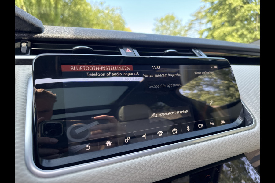 Land Rover Range Rover Velar 2.0 250PK AWD R-DYNAMIC BLACK PACK SE LEDER/VIRTUAL/PANORAMADAK