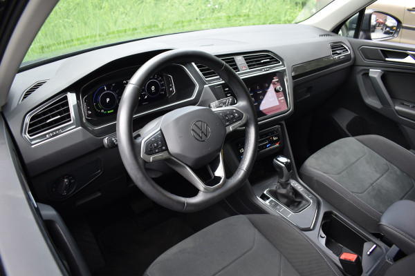 Volkswagen Tiguan 245PK DSG eHybrid ELEGANCE VIRTUAL/NAVI/IQ-LIGHT