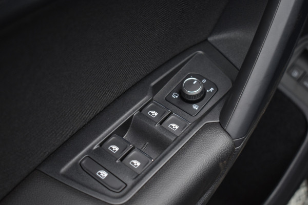 Volkswagen Tiguan 245PK DSG eHybrid ELEGANCE VIRTUAL/NAVI/IQ-LIGHT