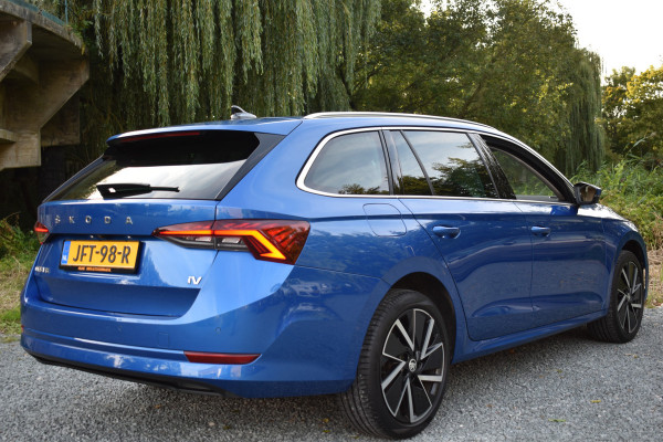 Škoda Octavia Combi TSI iV 204PK DSG HYBRID PHEV BUSINESS EDITION VIRTUAL/NAVI/CAMERA***