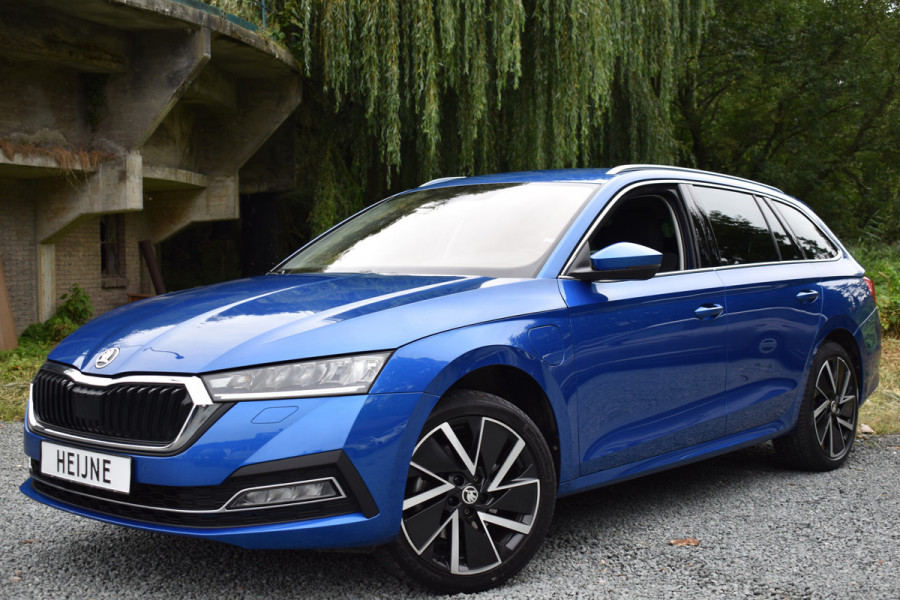 Škoda Octavia Combi TSI iV 204PK DSG HYBRID PHEV BUSINESS EDITION VIRTUAL/NAVI/CAMERA***