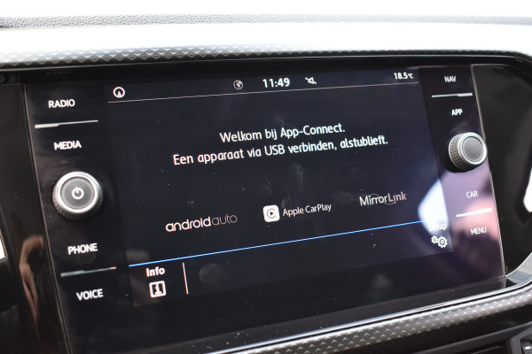 Volkswagen T-Cross 1.0 TSI LIFE CARPLAY/ACC/NAVI