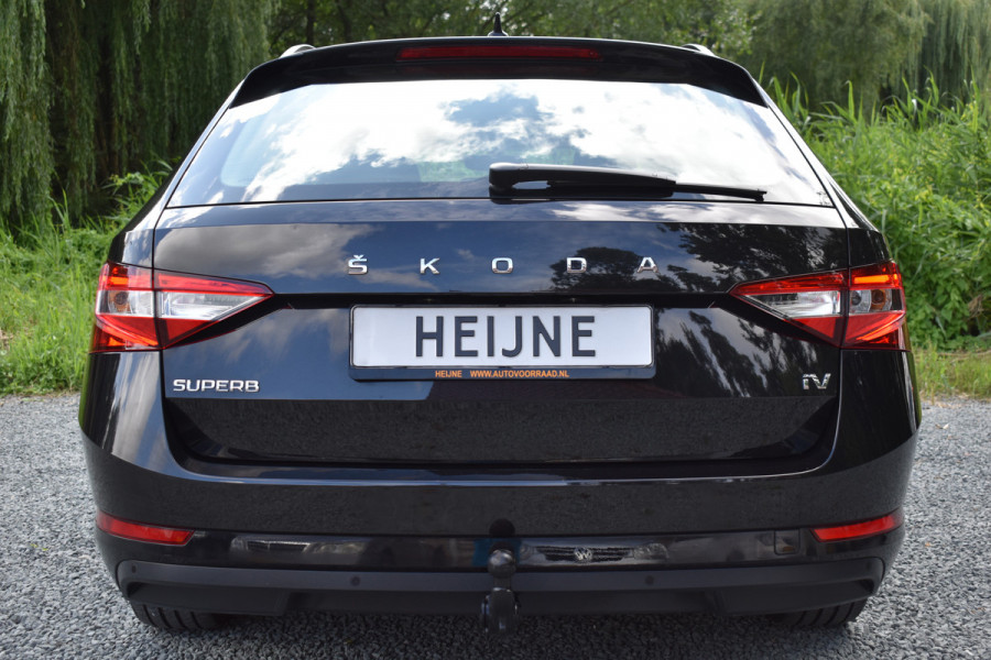 Škoda Superb Combi iV 218PK DSG HYBRID BUSINESS VIRTUAL/NAVI/TREKHAAK