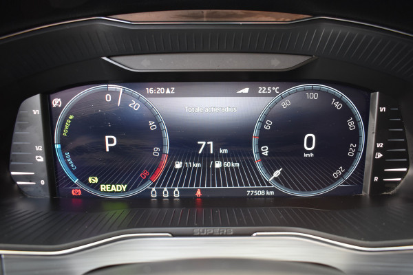 Škoda Superb Combi iV 218PK DSG HYBRID BUSINESS VIRTUAL/NAVI/TREKHAAK