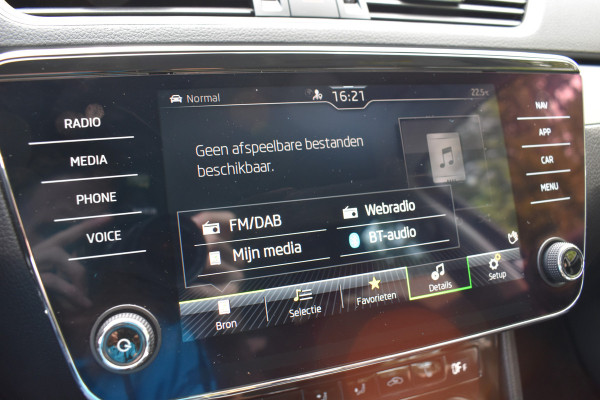 Škoda Superb Combi iV 218PK DSG HYBRID BUSINESS VIRTUAL/NAVI/TREKHAAK