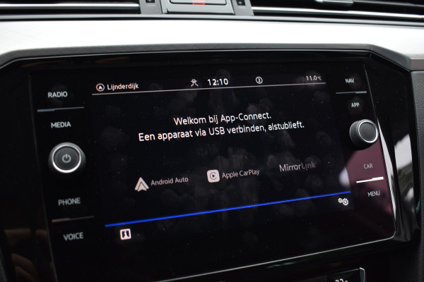 Volkswagen Passat Variant 218PK DSG HYBRID GTE BUSINESS TREKHAAK/NAVI/CAMERA