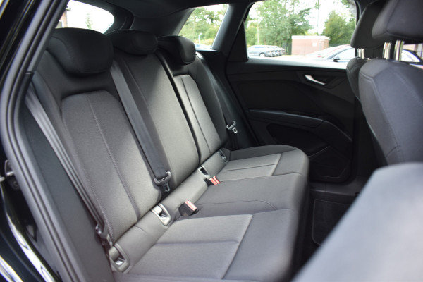 Audi Q4 e-tron 35 ADVANCED EDITION 55 KWH*** CARPLAY/PDC/ELEKTR.KLEP***