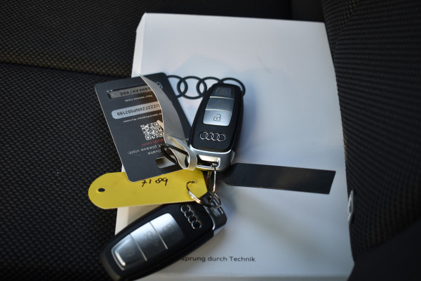 Audi Q4 e-tron 35 ADVANCED EDITION 55 KWH*** CARPLAY/PDC/ELEKTR.KLEP***