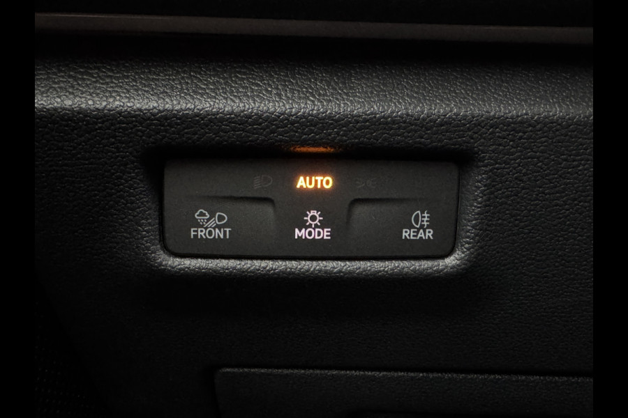 Volkswagen Tiguan 1.5 eTSI DSG LIFE EDITION IQ-LIGHT/NAVI/TREKHAAK***