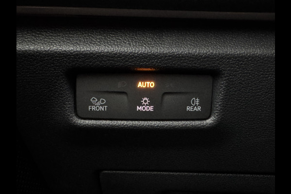 Volkswagen Tiguan 1.5 eTSI DSG LIFE EDITION IQ-LIGHT/NAVI/TREKHAAK***
