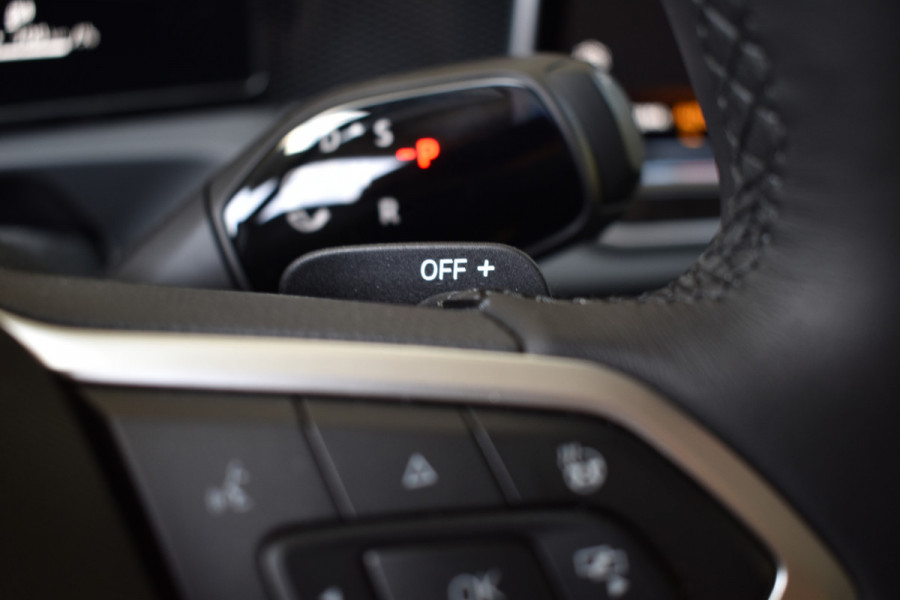 Volkswagen Tiguan 1.5 eTSI DSG LIFE IQ-LIGHT/NAVI/TREKHAAK