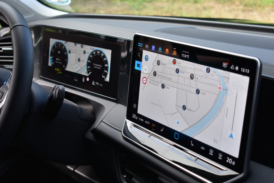 Volkswagen Tiguan 1.5 eTSI DSG LIFE IQ-LIGHT/NAVI/TREKHAAK