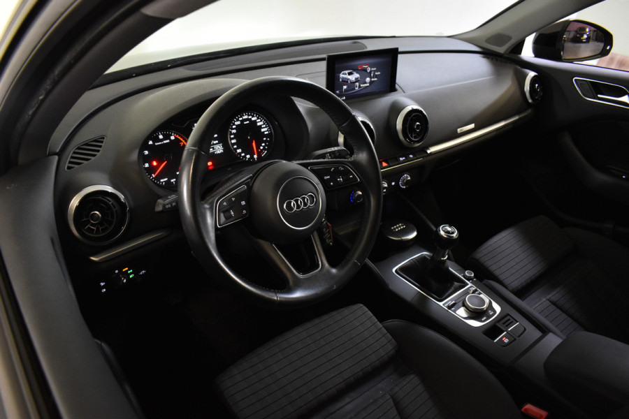 Audi A3 Sportback TFSI 115PK PRO-LINE SPORT NAVI/PDC/LED