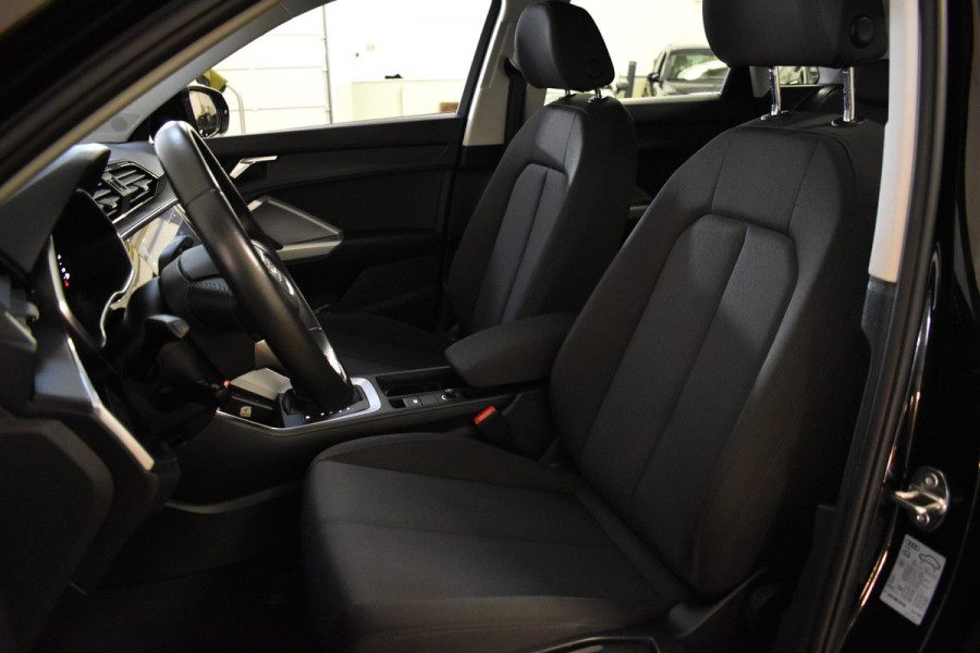 Audi Q3 35TFSI 150PK S-TRONIC PRO LINE VIRTUAL/PDC/NAVI