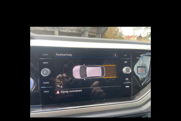 Volkswagen Taigo 1.0 TSI LIFE MOVE PDC/LMV/CARPLAY