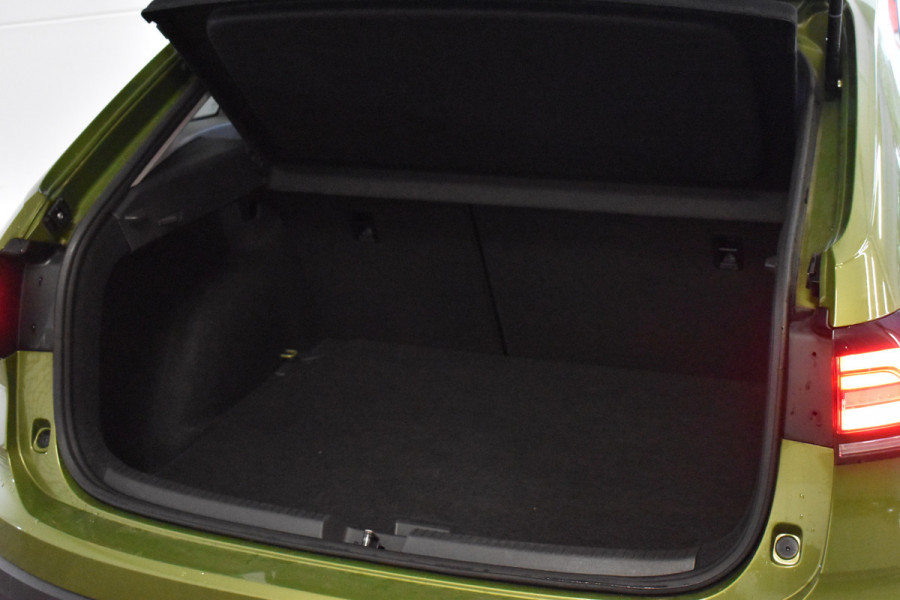 Volkswagen Taigo 1.0 TSI LIFE MOVE PDC/LMV/CARPLAY