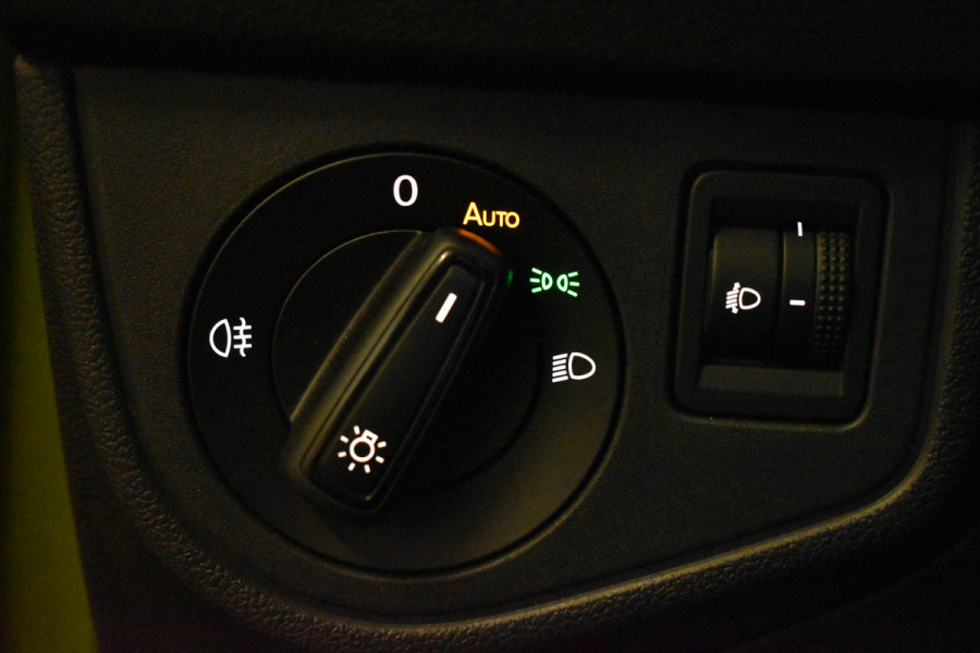 Volkswagen Taigo 1.0 TSI LIFE MOVE PDC/LMV/CARPLAY