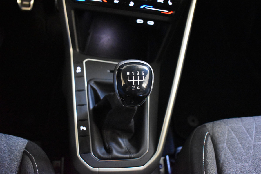 Volkswagen Taigo 1.0 TSI LIFE MOVE PDC/LMV/CARPLAY