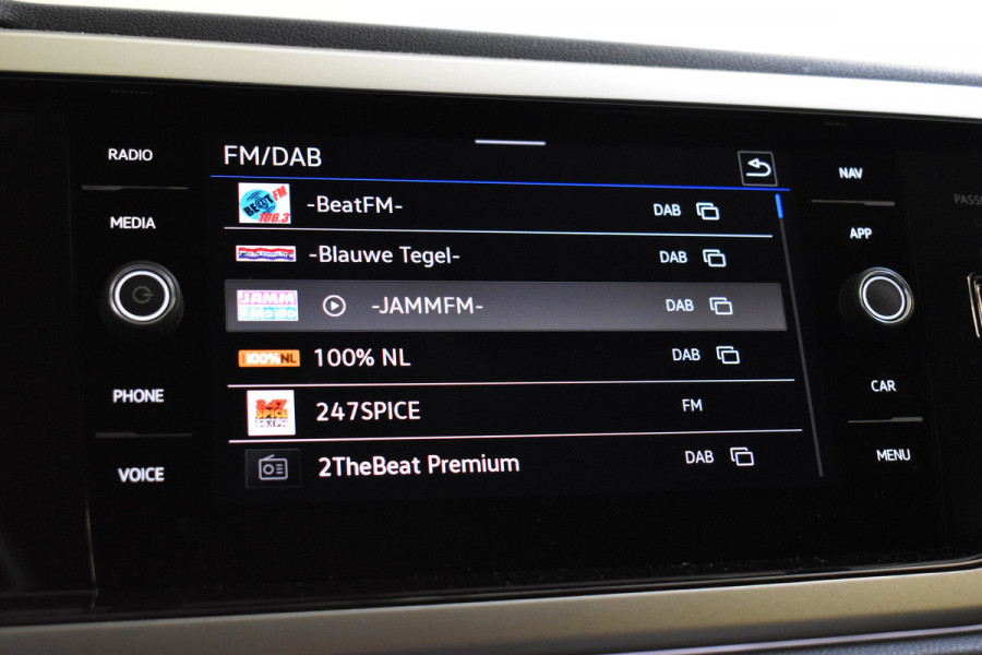 Volkswagen Taigo 1.0 TSI LIFE MOVE PDC/LMV/CARPLAY