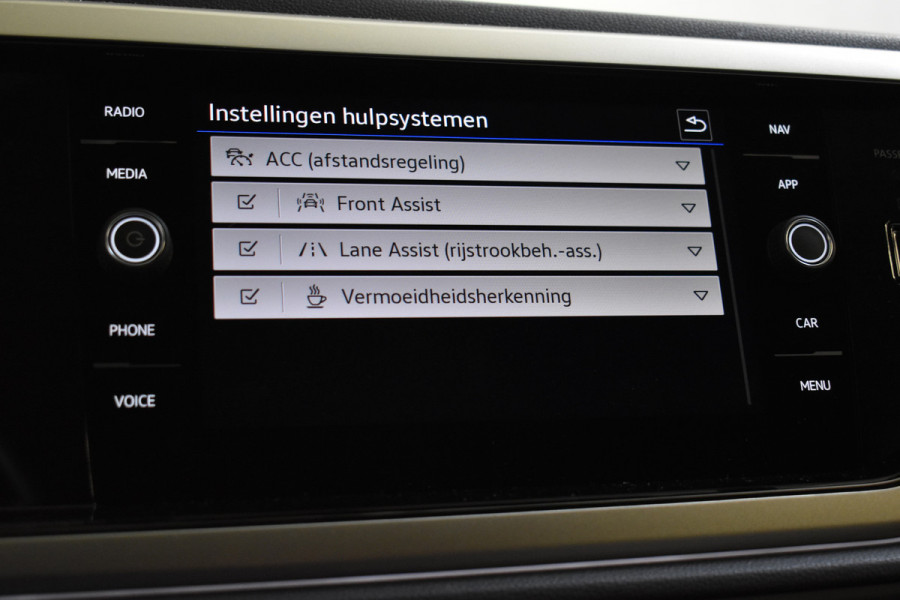 Volkswagen Taigo 1.0 TSI LIFE MOVE PDC/LMV/CARPLAY