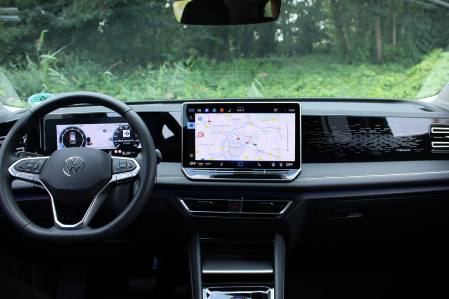Volkswagen Tiguan 1.5 eTSI 150PK DSG ELEGANCE ALCANTARA/360° CAMERA/TREKHAAK