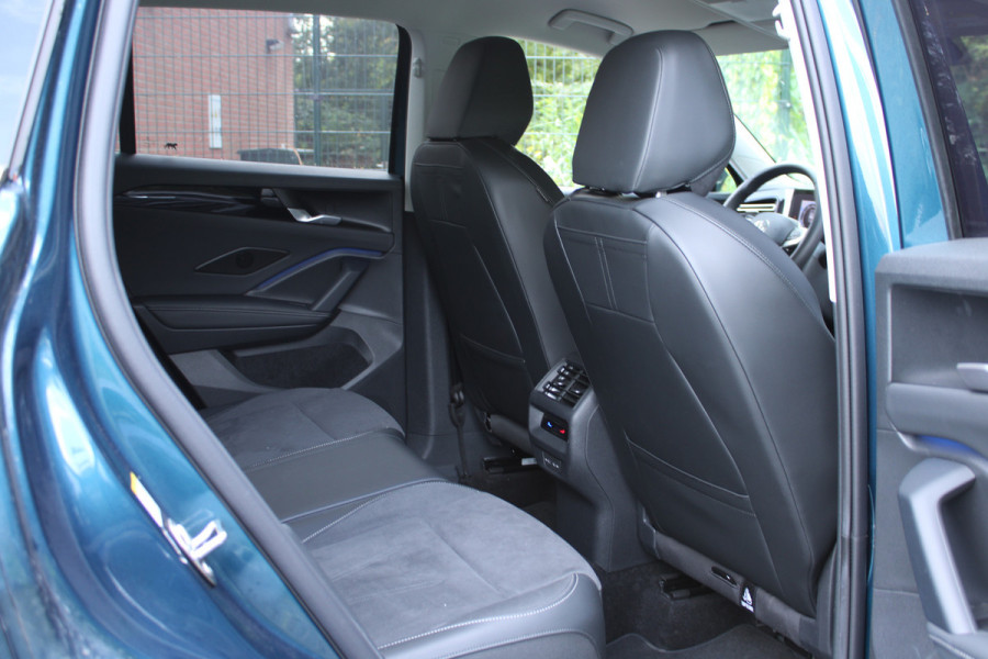 Volkswagen Tiguan 1.5 eTSI 150PK DSG ELEGANCE ALCANTARA/360° CAMERA/TREKHAAK