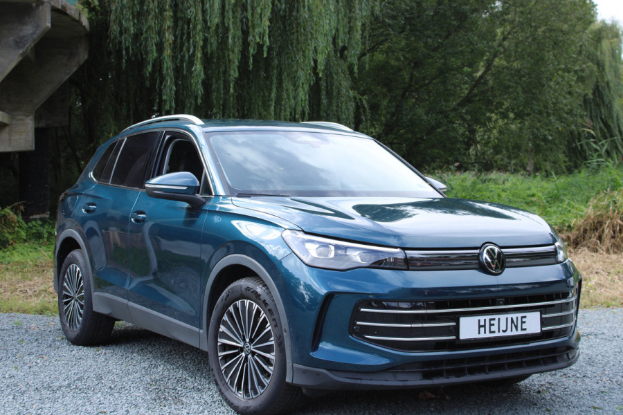 Volkswagen Tiguan 1.5 eTSI 150PK DSG ELEGANCE ALCANTARA/360° CAMERA/TREKHAAK