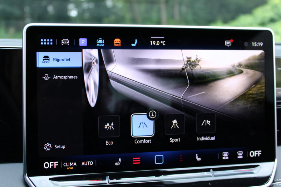 Volkswagen Tiguan 1.5 eTSI 150PK DSG ELEGANCE ALCANTARA/360° CAMERA/TREKHAAK
