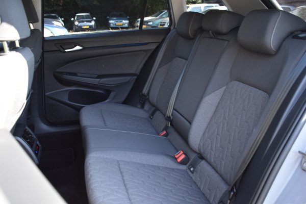 Volkswagen GOLF Variant 1.5 TSI LIFE VIRTUAL/PDC/CARPLAY
