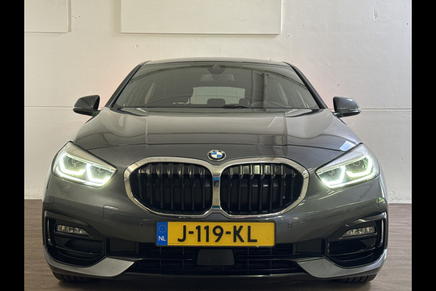 BMW 1-serie 118IA 140PK HIGH EXECUTIVE SPORT/NAVI/LED/CARPLAY