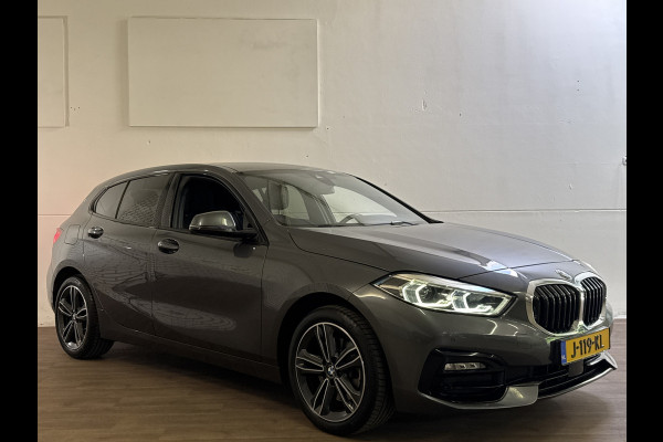 BMW 1-serie 118IA 140PK HIGH EXECUTIVE SPORT/NAVI/LED/CARPLAY
