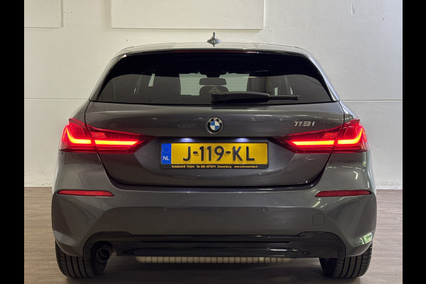 BMW 1-serie 118IA 140PK HIGH EXECUTIVE SPORT/NAVI/LED/CARPLAY