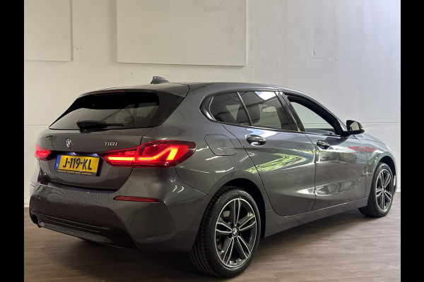 BMW 1-serie 118IA 140PK HIGH EXECUTIVE SPORT/NAVI/LED/CARPLAY