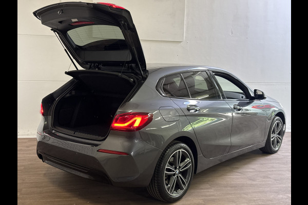 BMW 1-serie 118IA 140PK HIGH EXECUTIVE SPORT/NAVI/LED/CARPLAY