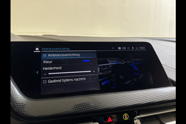 BMW 1-serie 118IA 140PK HIGH EXECUTIVE SPORT/NAVI/LED/CARPLAY