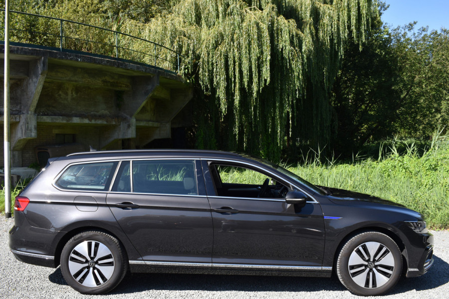 Volkswagen Passat Variant GTE 218PK DSG HYBRID BUSINESS CAMERA/NAVI/MASSAGE