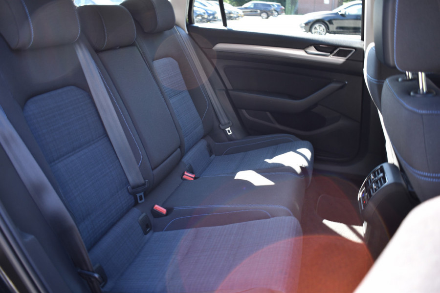 Volkswagen Passat Variant GTE 218PK DSG HYBRID BUSINESS CAMERA/NAVI/MASSAGE